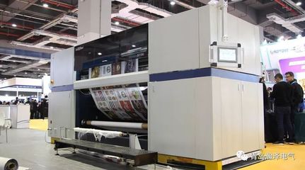 創(chuàng)新引領未來 同步雙面數(shù)碼印染機驚艷亮相，紹興浴簾印花廠率先預定